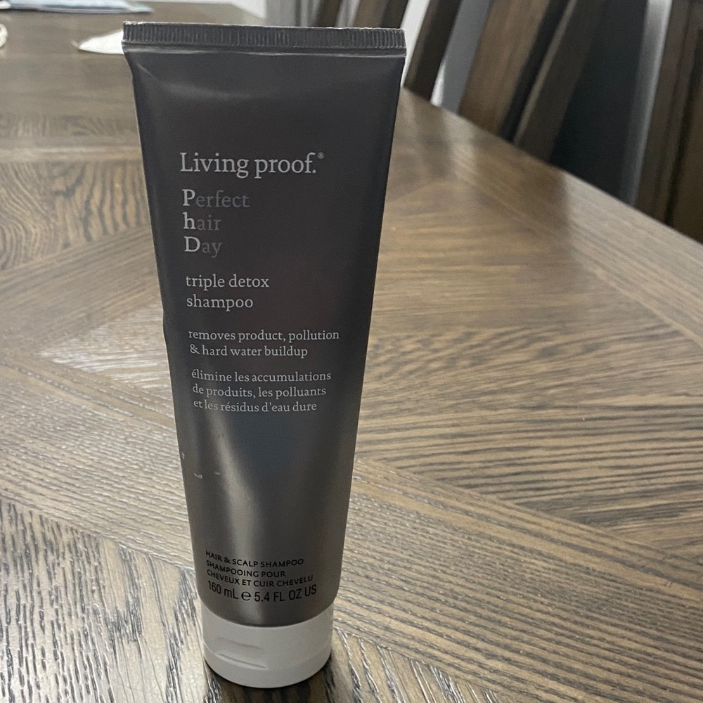 Living Proof Perfect Hair Day Triple Detox Shampoo - Gray